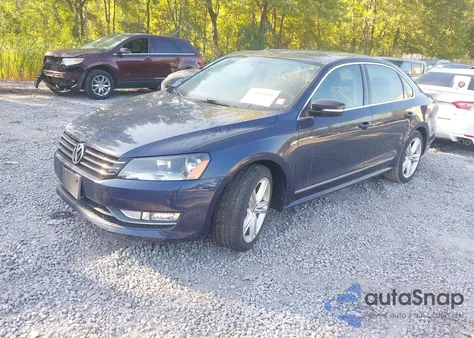 2015 Volkswagen Passat 1.8T Se from USA, damaged, VIN 1VWBT7A38FC007641